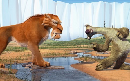 3D-анимация: встреча саблезубого тигра и ленивца в доисторическом пейзаже с ледником и ручьем. Мультяшный стиль. Открытка Саблезубый тигр диего и ленивец сид 3D-анимация, изображающая встречу двух персонажей в доисторической среде: массивного рыжего саблезубого тигра и неуклюжего ленивца. Действие происходит на открытой местности с травой, небольшим ручьем и ледником на заднем плане