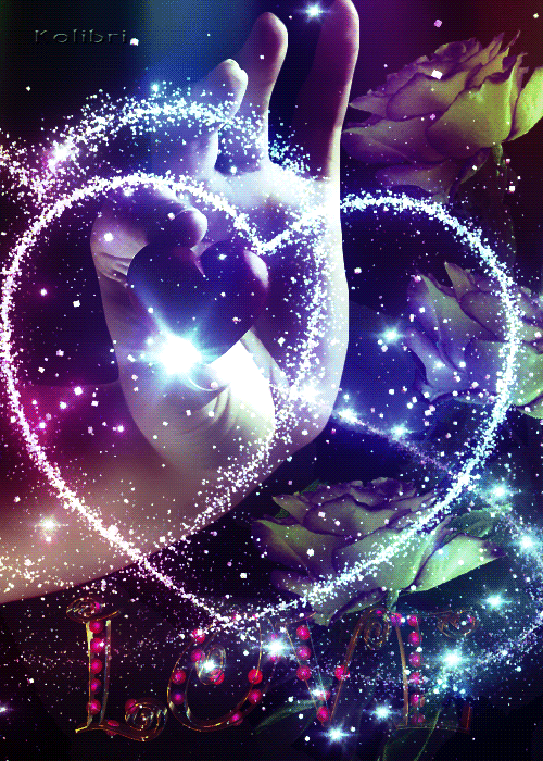 Открытка люблю тебя. a person holding their hand in the shape of a heart surrounded by stars and sparkles